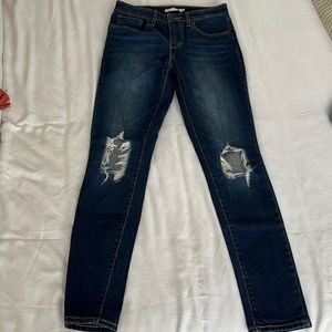 Levi’s straight leg jeans